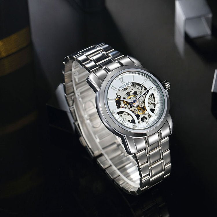 Detail of the silver and rose gold two-tone stainless steel bracelet on the TIME100 W60041G Silver - Time100