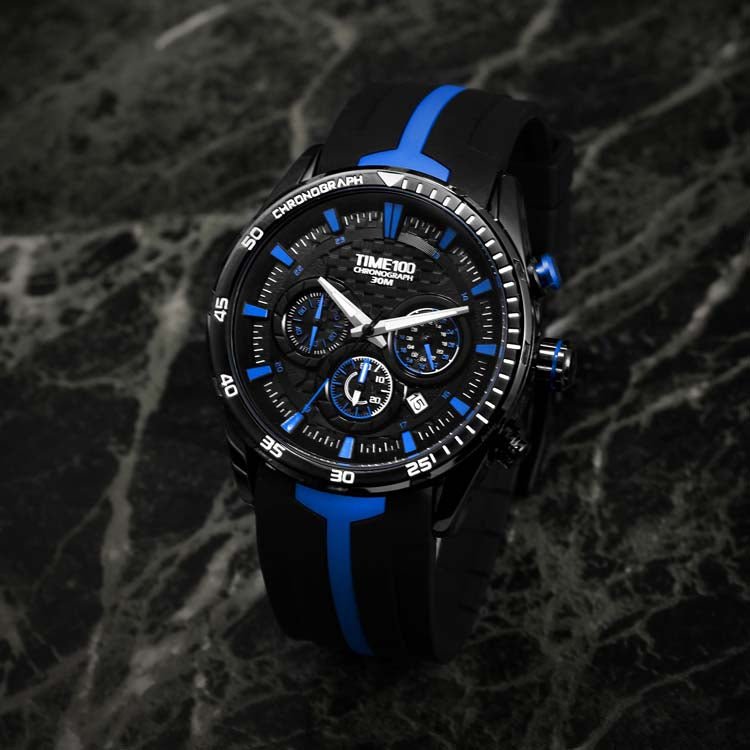 Side profile of the 43mm robust case and traditional buckle closure on the TIME100 quartz watch Blue - Time100